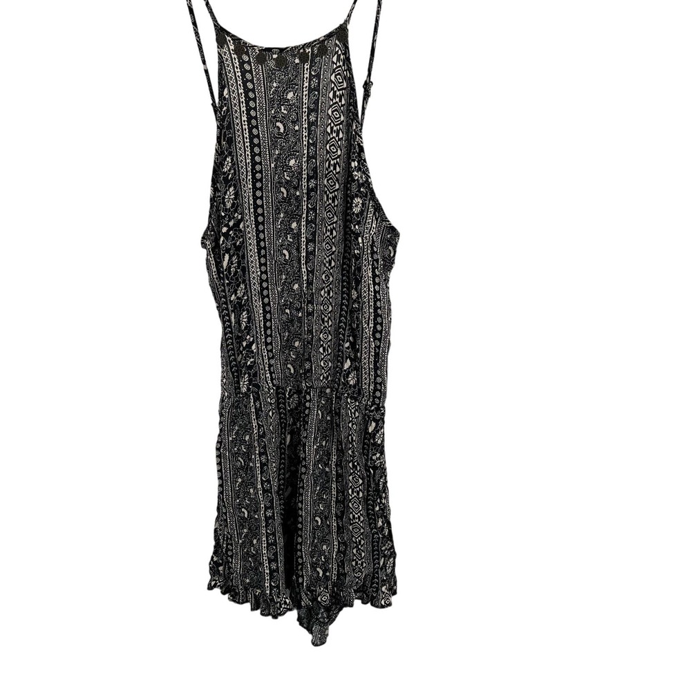American Eagle Black Patterned Romper Size‎ Medium